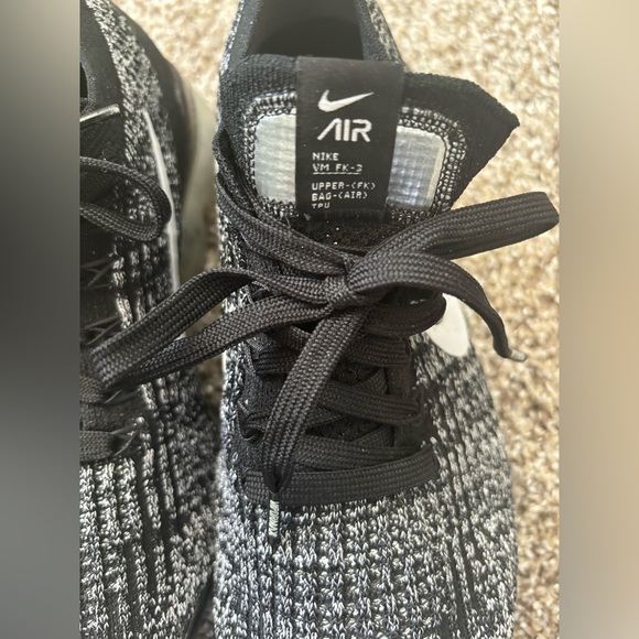 Women’s Nike Air VaporMax - Picture 10 of 10
